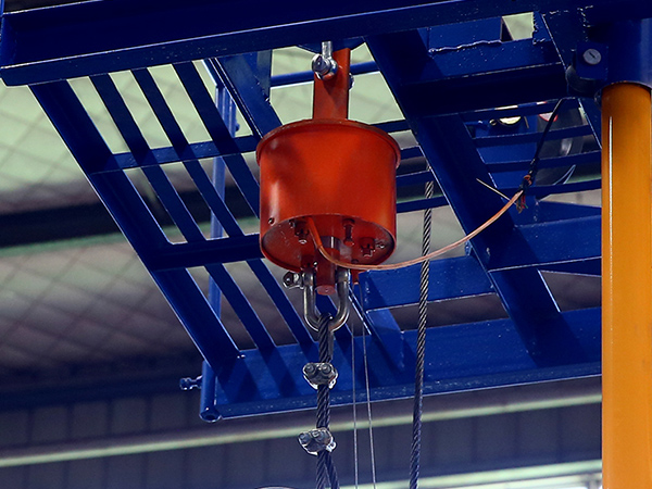 多功能保護(hù)器 多功能保護(hù)器